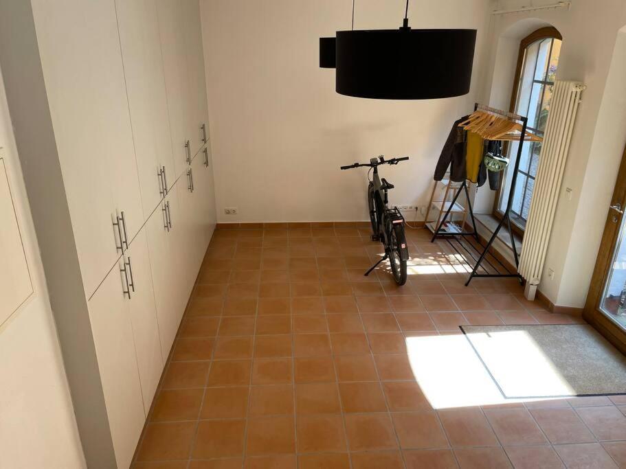 Altstadt-Traum Mit Fahrradstellplatz วัสเซอร์บวร์ก อัม อินน์ ภายนอก รูปภาพ